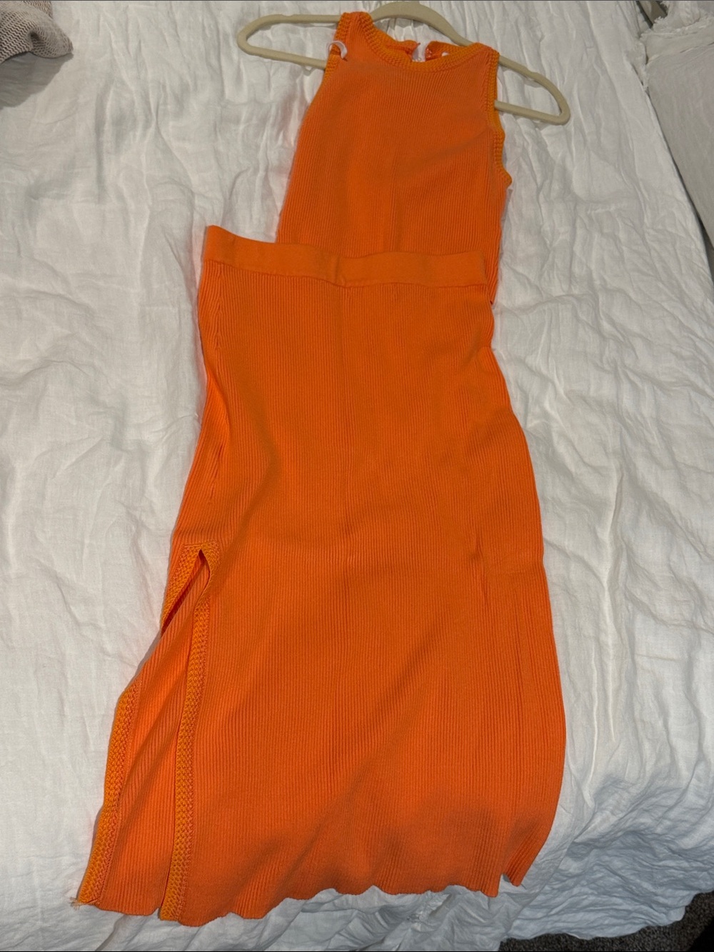 House of Harlow 1960 Bright Orange Ribbed skirt with top